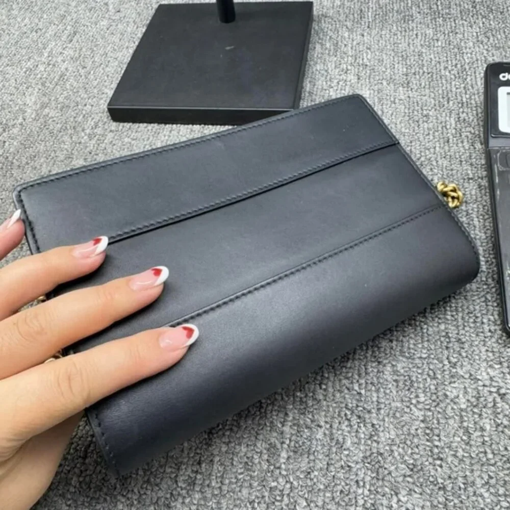 Authentic Gucci Queen Margaret Bee Chain Wallet Black Leather GG Crossbody - Picture 7 of 16